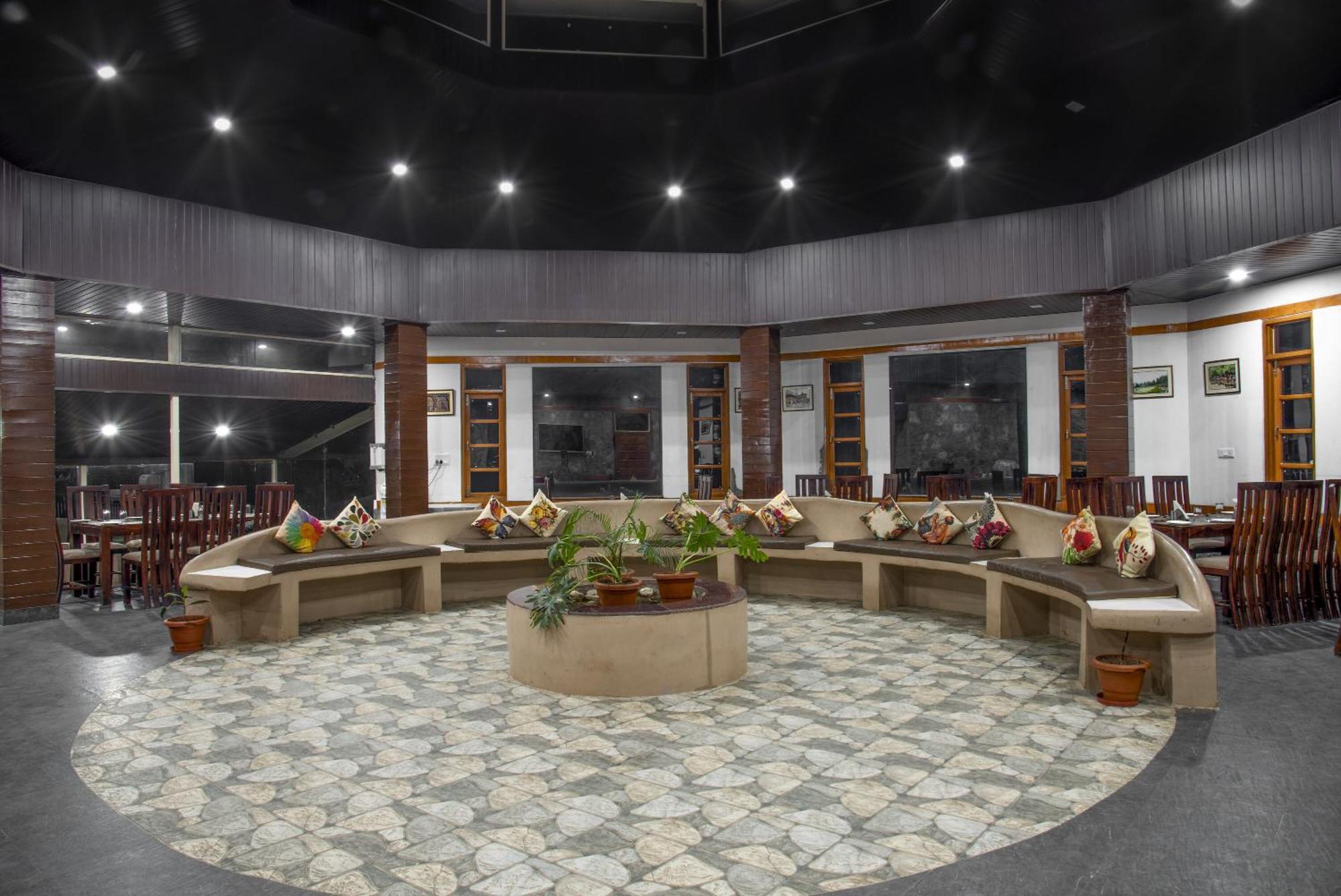 Echor - The Koti Village Resort Куфри Екстериор снимка